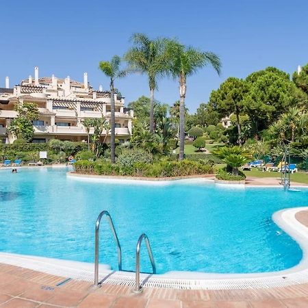 Luxurious 2 Bedroom Apartment With Spa Facilities Benahavis Bagian luar foto